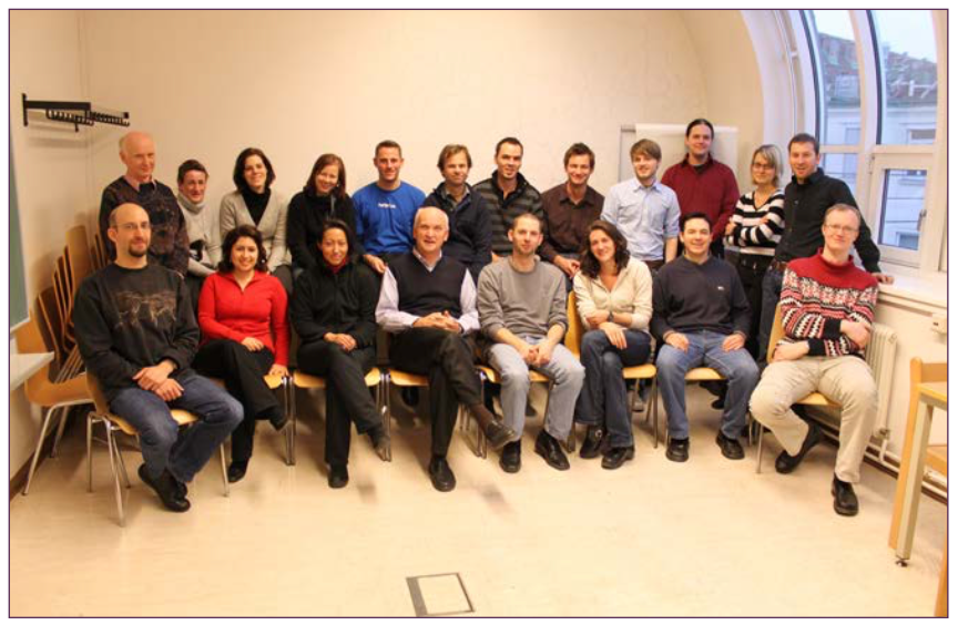 IMAGE 5: The Lindner working group in 2004 and 2005, Seminar Room of the Institute of Analytical Chemistry of the University of Vienna. Highlighted is Michael Lämmerhofer, he was for 20 years a co-worker of Wolfgang Lindner. He joined his working group in 1991 at the University of Graz (AT) and moved with him 1991 to the University of Vienna. The picture of the working group was taken in 2009 in the Seminar Room of the Institute of Analytical Chemistry of the University of Vienna.